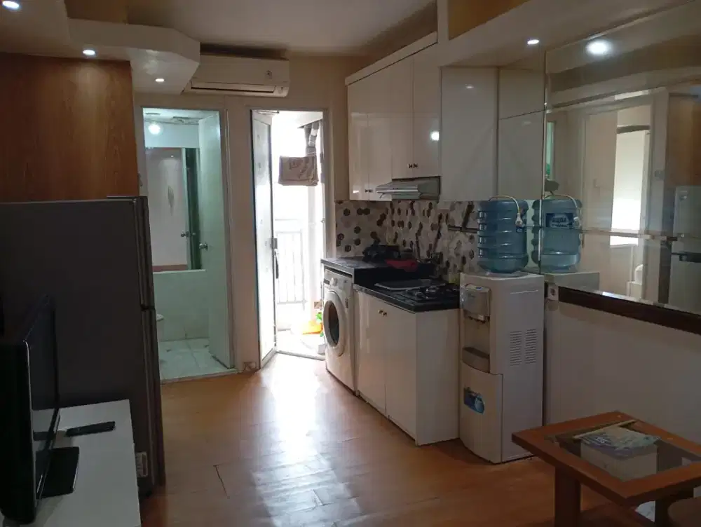 Dijual BU! Unit 2BR semifurnish Apartemen Bassura