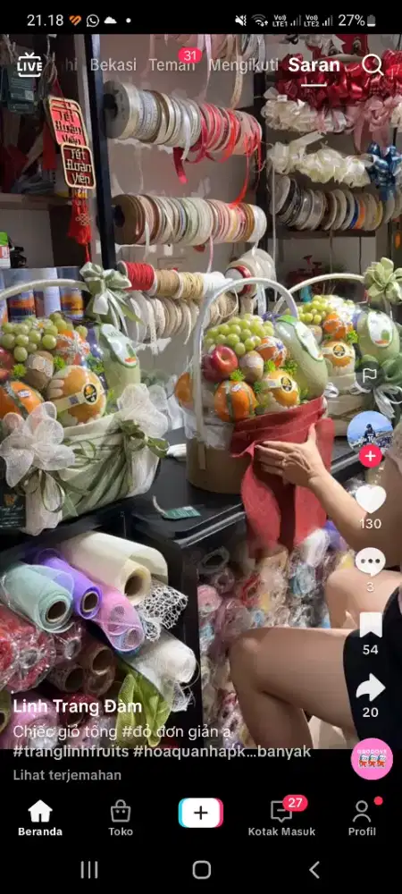 Karyawan / Karyawati Pembuat Buket / Parcel Buah