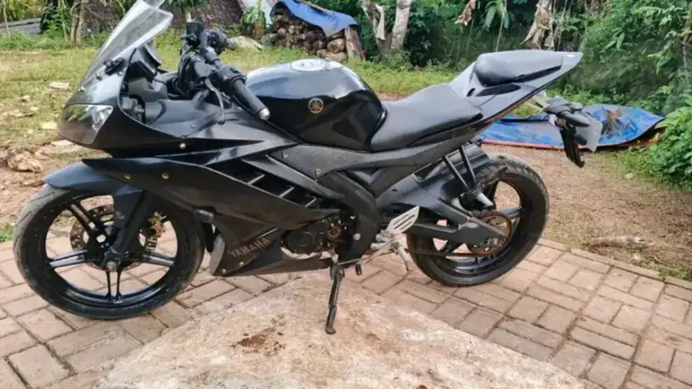 yamaha R 15 v2 2015