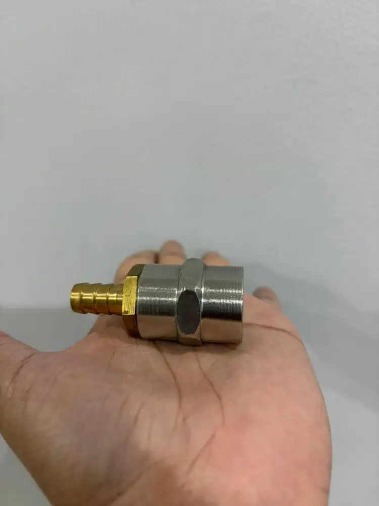 Nepel selang gas