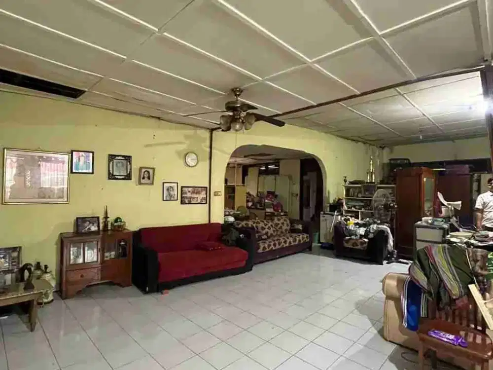 Termurah, Rumah Hitung Tanah di Gandaria Keb Baru Jakarta Selatan