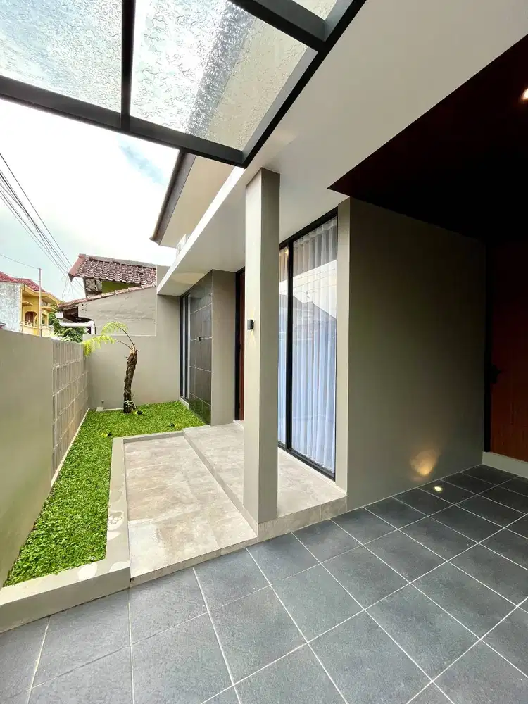 Rumah Baru Lingkungan Perumahan dekat Kampus UII Jalan Kaliurang