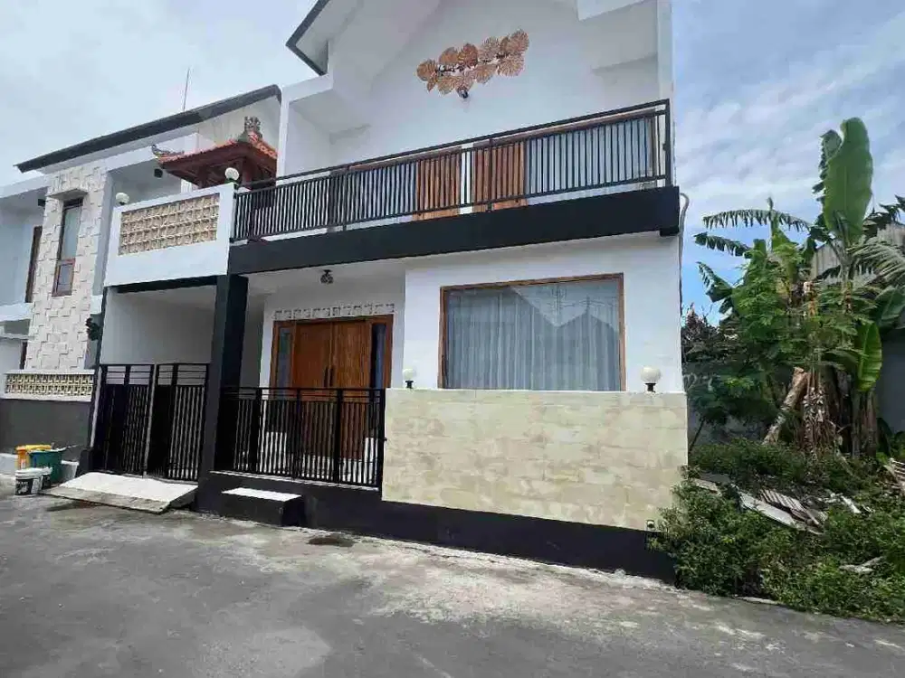 RUMAH MINIMALIST DI KAWASAN PERUMAHAN DENPASAR SELATAN