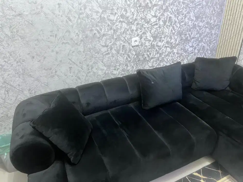 Sofa ruang tamu