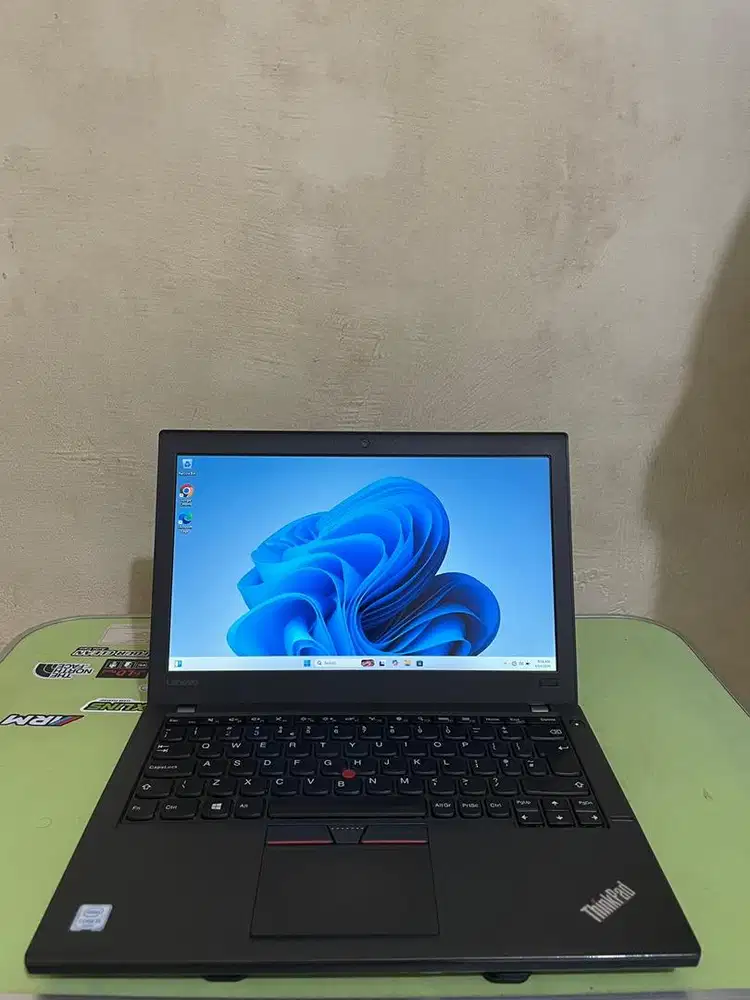 Laptop Lenovo Thinkpad X260 Intel Core i5 Generasi 6