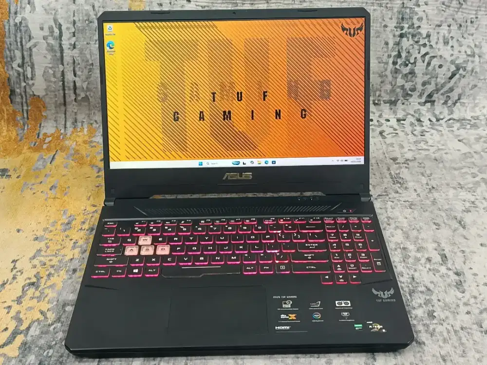 Asus TUF FX505DD Ryzen 5-3550H 12-512B GTX 1050 FHD 120Hz RGB Like New