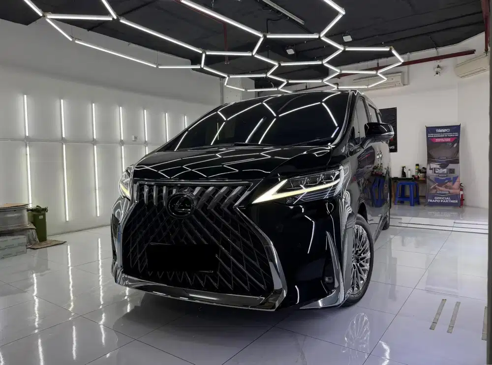 [ LOW KM ] Lexus LM350 VIP seat 2+2 2020 km 10 rb