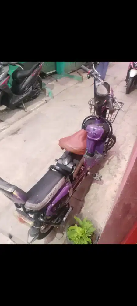 Sepeda listrik bekas pemakaian sendiri