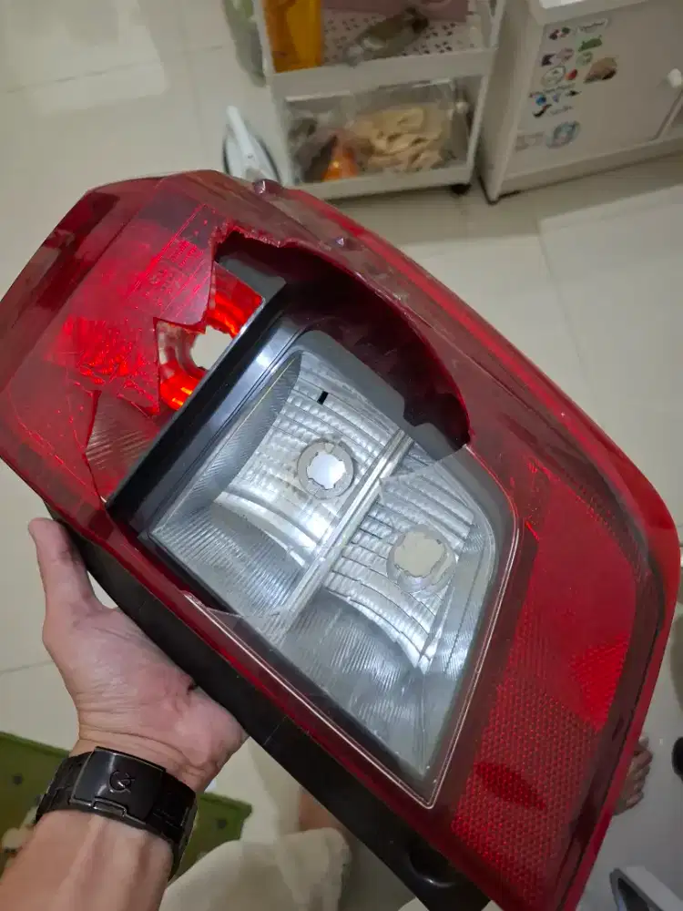 Jual headlamp belakang mobil sigra