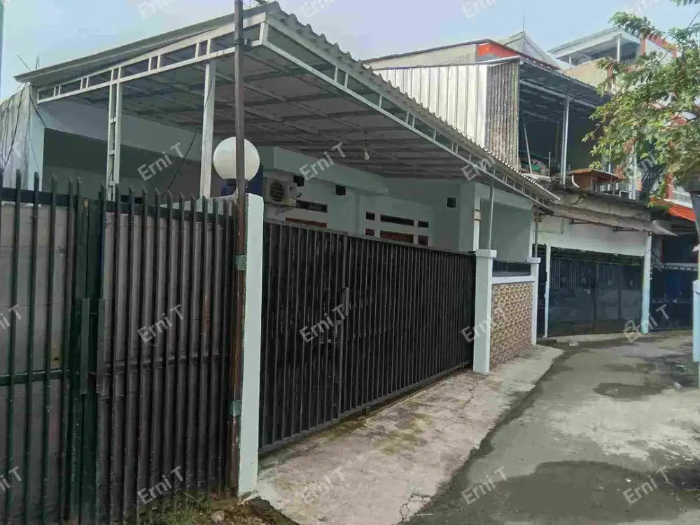 Rumah 1 lantai full Dak dan Bata Merah di Ciracas Jakarta Timur
