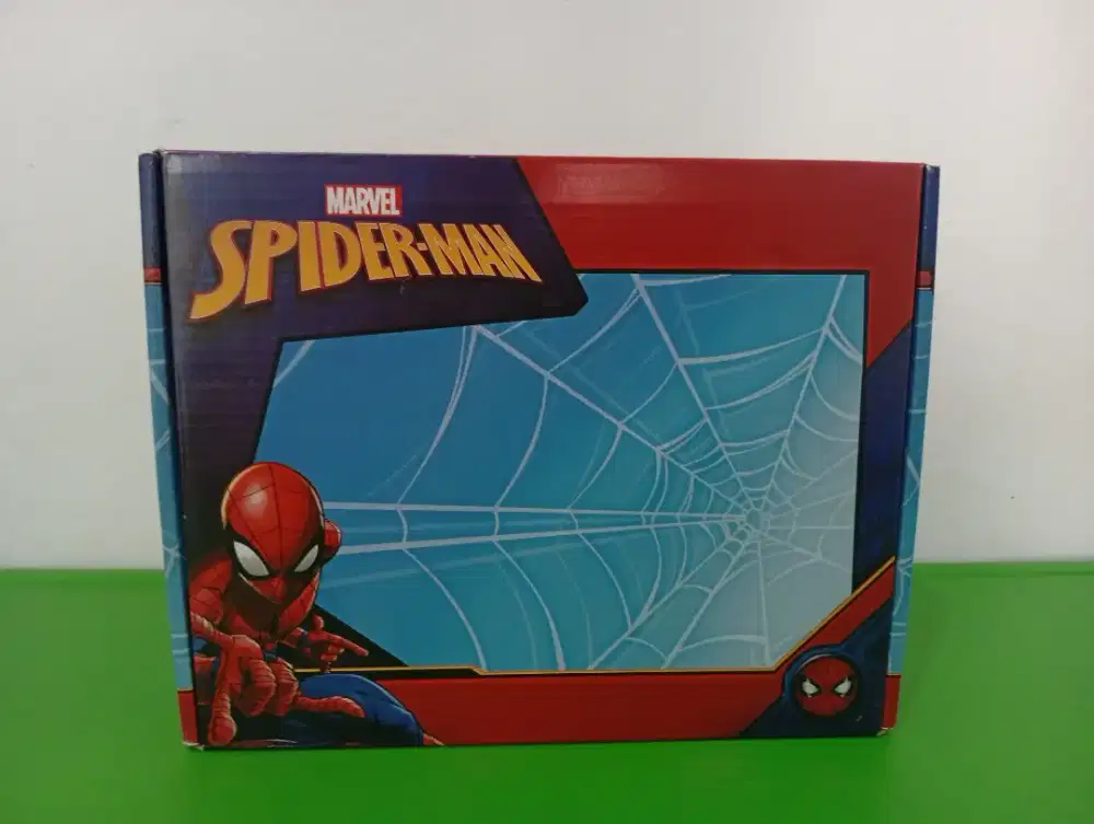 Lunch box karakter superhero