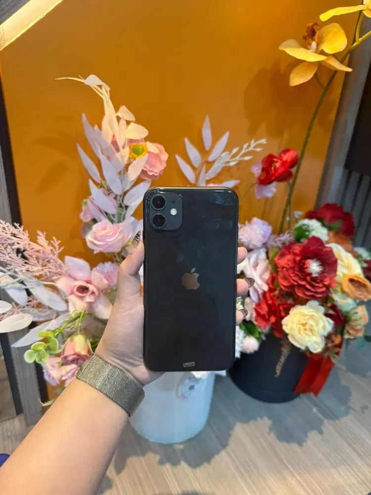 11 128 black ex resmi