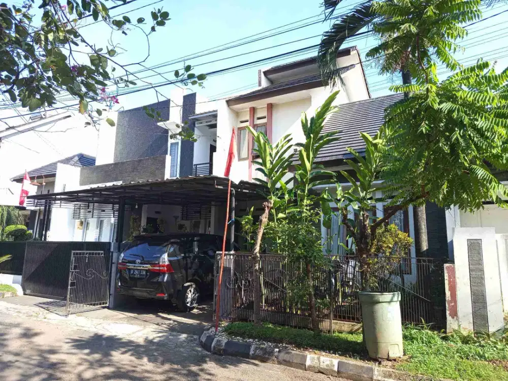 Rumah sudah renovasi di komplek Buah Batu Regensi dekat Telkom University