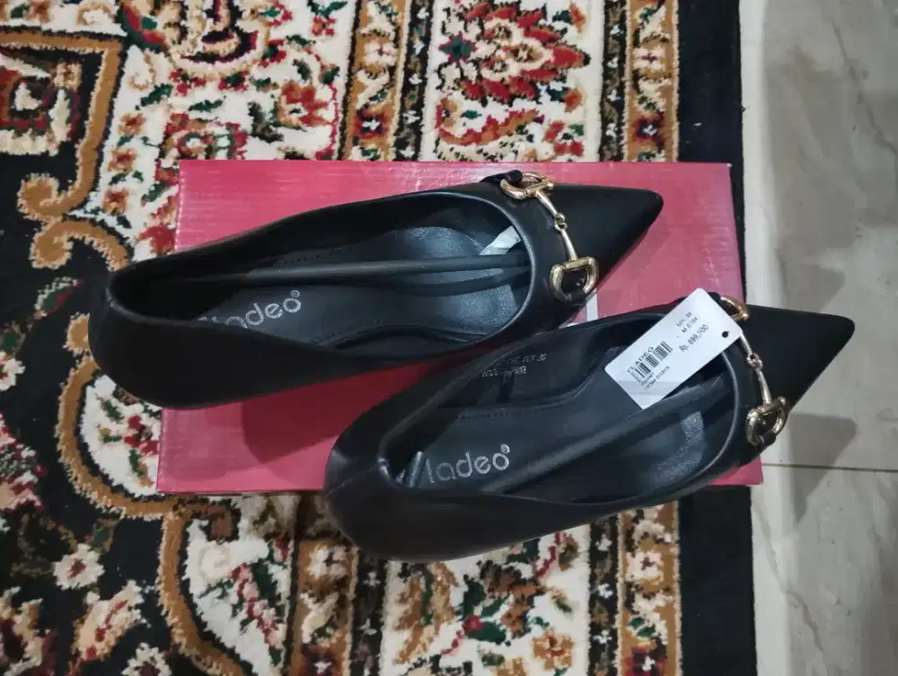Sepatu Hills Tinggi 5cm