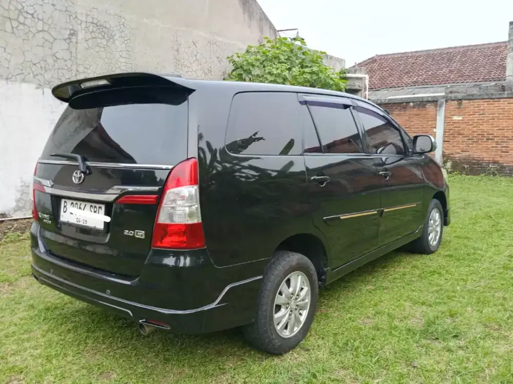Toyota Kijang Innova 2013 Bensin