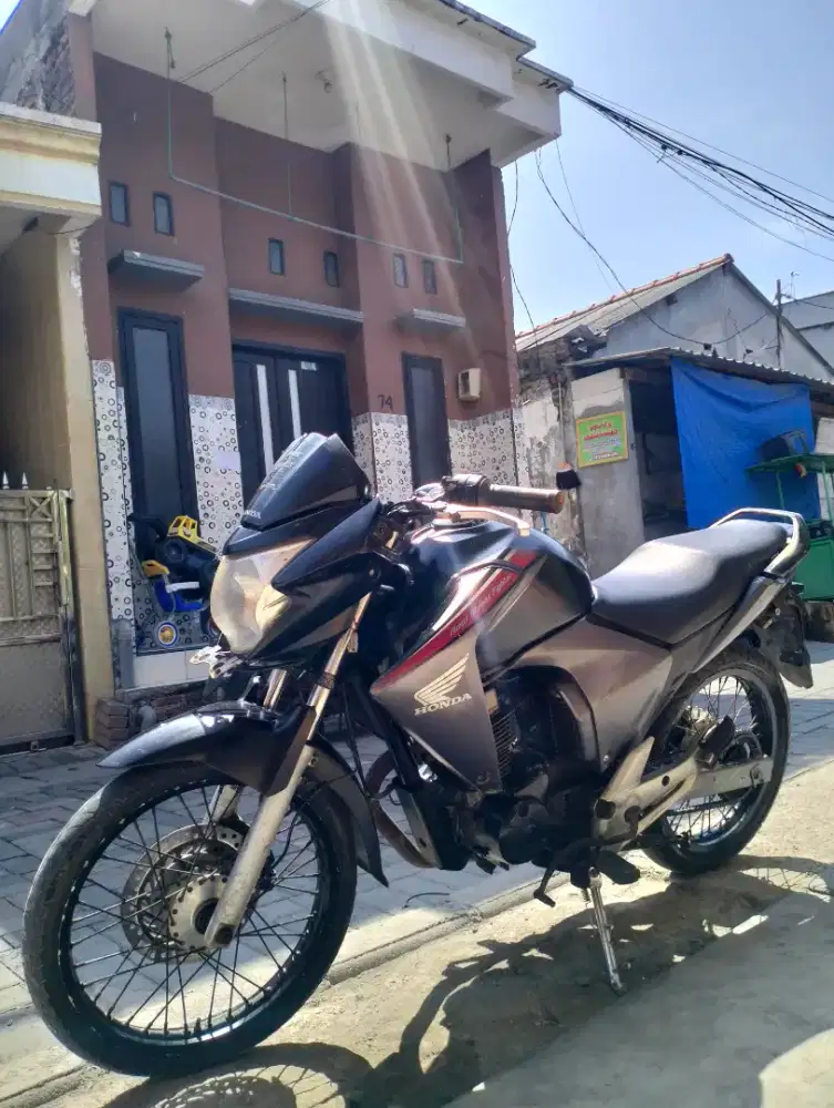 Megapro mono 2011