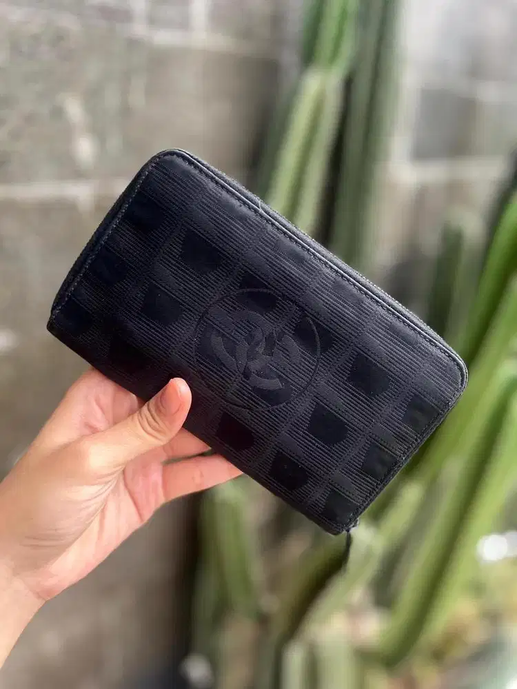 Preloved chanel vintage wallet