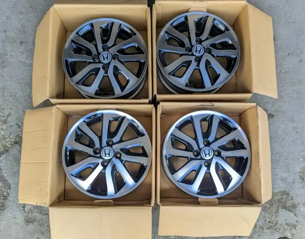 Velg oem mobilio r15 4x100