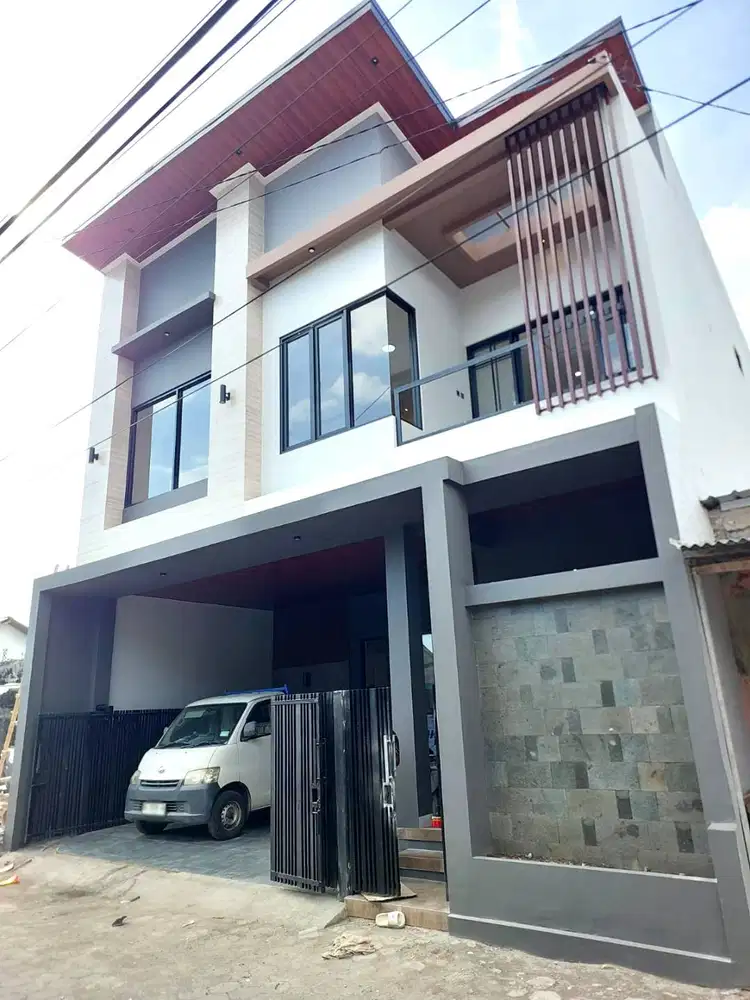 Rumah Mewah Elegan dekat Jalan Kaliurang