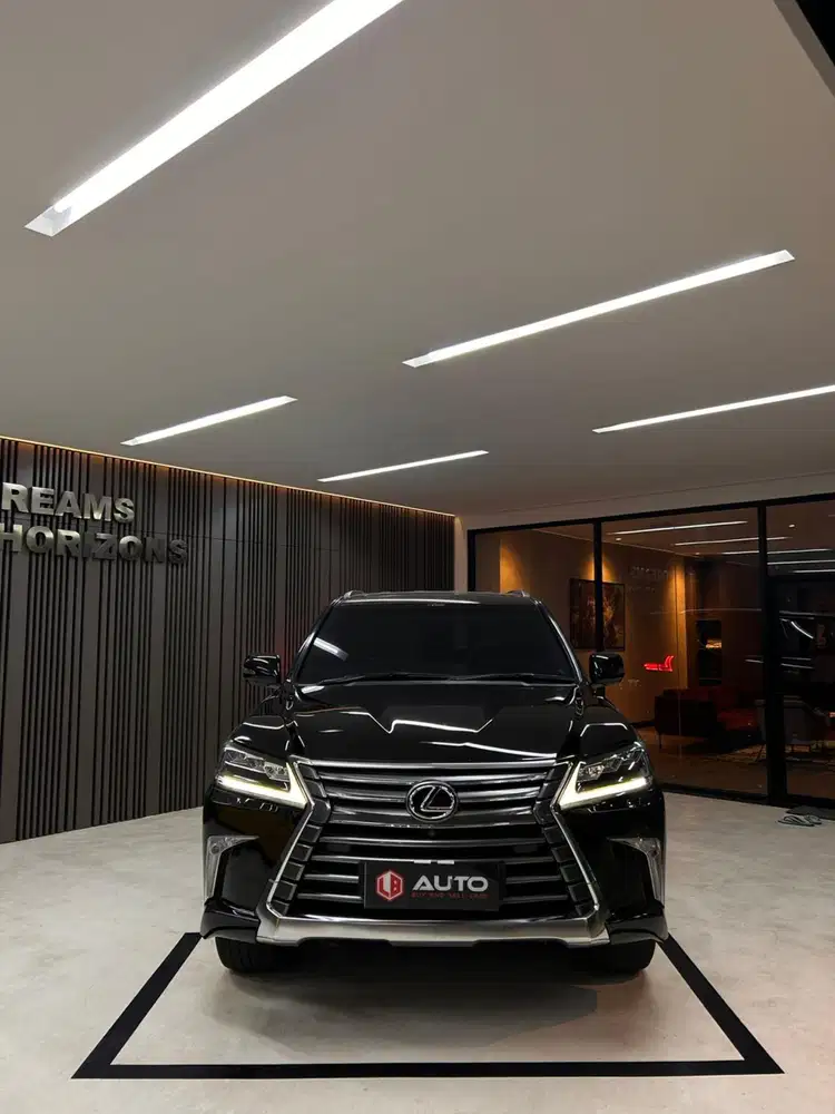 Lexus LX570 Luxury AT 2018 Hitam Km60rb Nik 2017 B515RFS