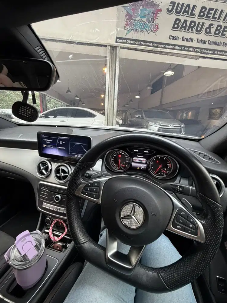 Mercedes-Benz GLA200 2018 Bensin