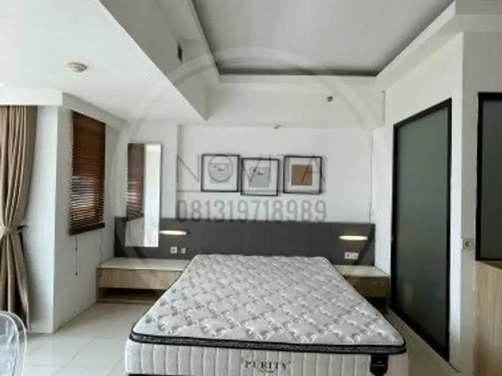 Disewakan Apartemen Aston de Paradiso Pluit Jakarta Utara – Studio Furnished, Hoek, Renovated Unit