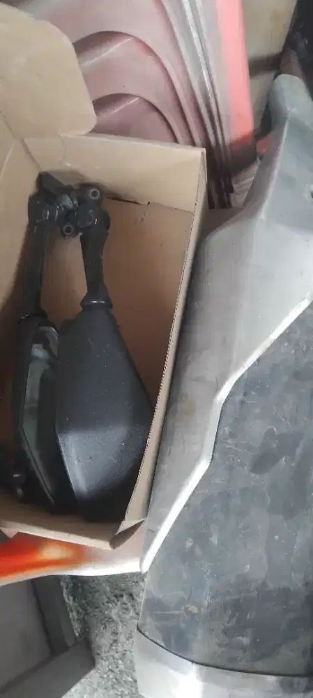 Kenalpot ,spion