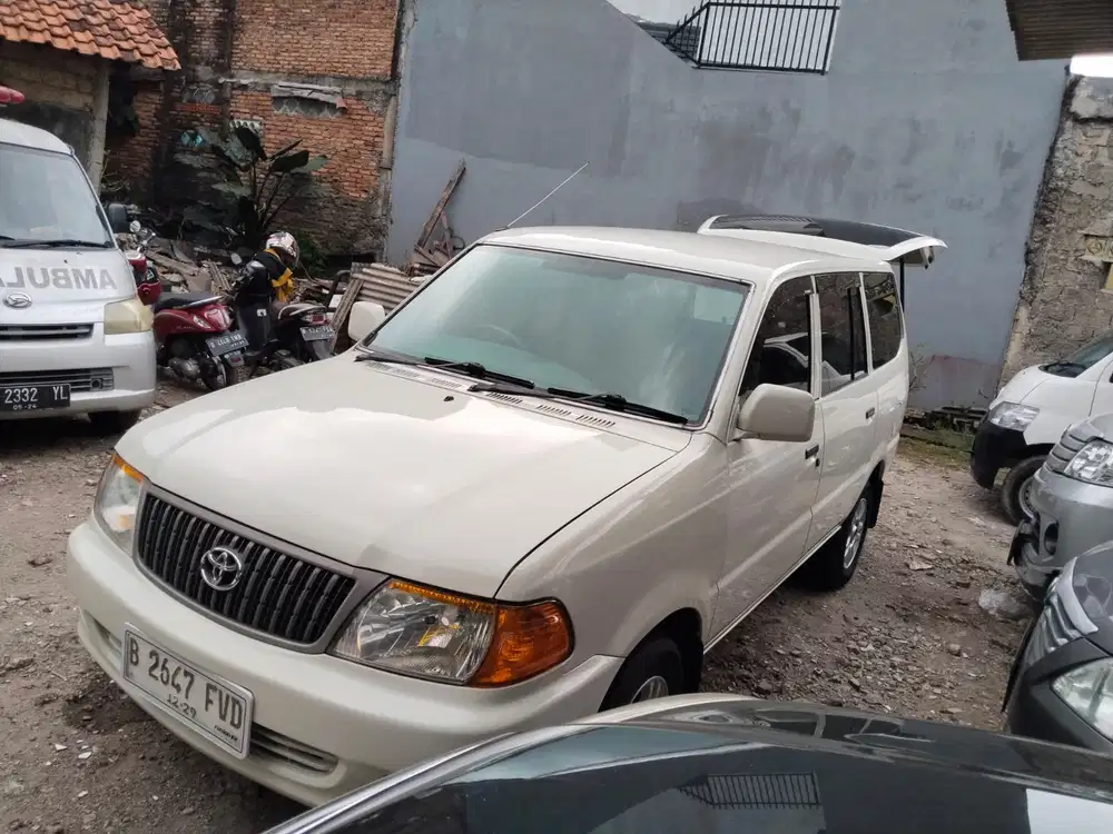 Toyota Kijang 2003 Bensin