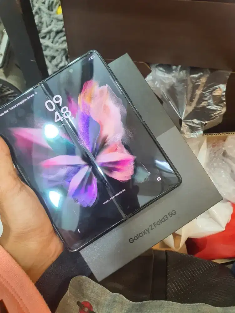 Samsung Z Fold 3