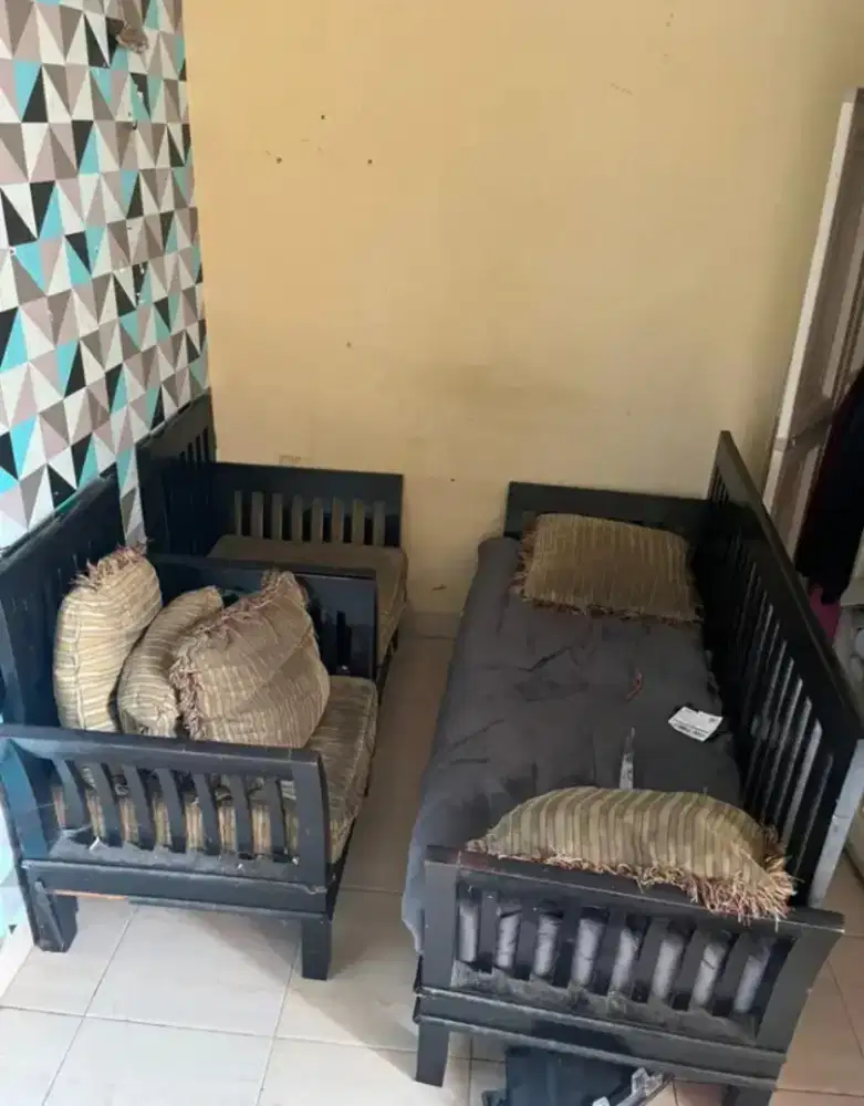 1set kursi ruang tamu