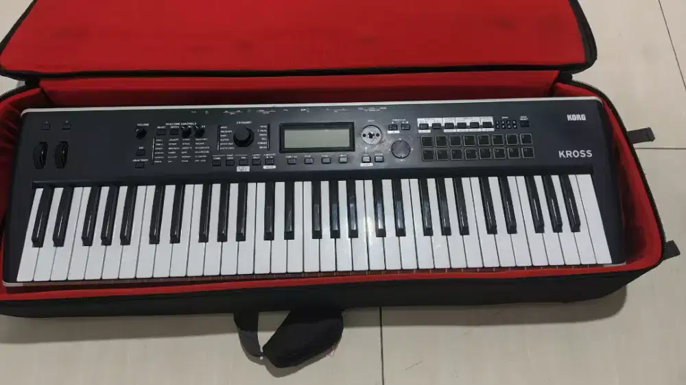 Keyboard, model KROSS2-61