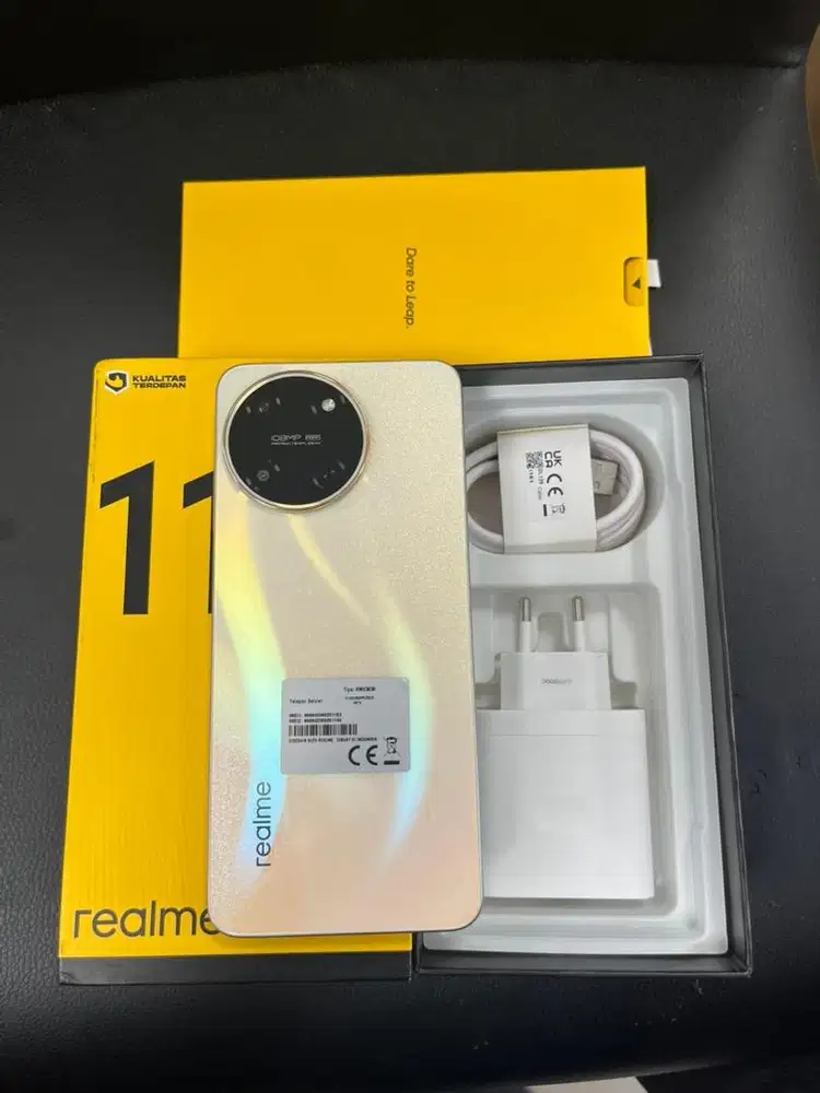 Realme 11 8/256gb fullset second