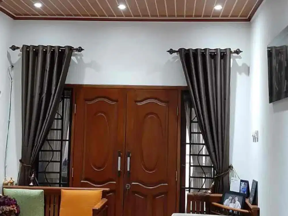 Dijual cepat rumah 2 lantai di Duta Bumi harapan indah bekasi