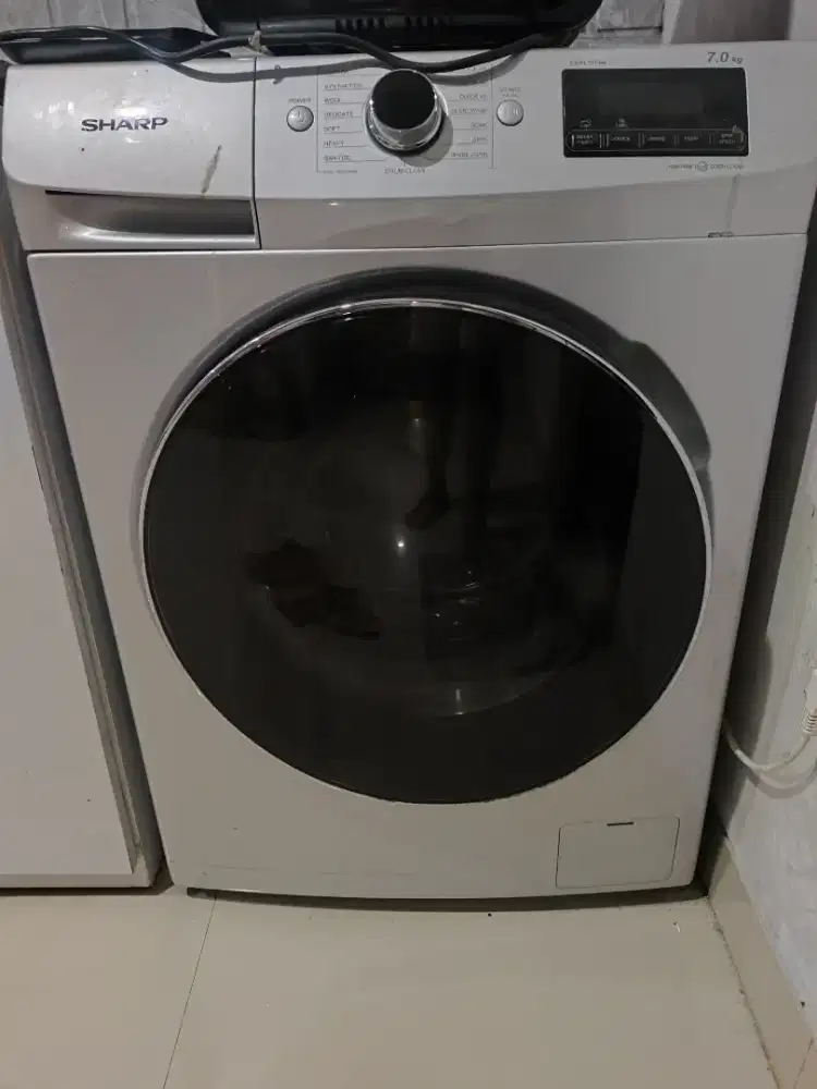 Dijual Mesin cuci Sharp ESFL1073W