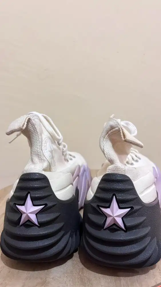 Sepatu Converse