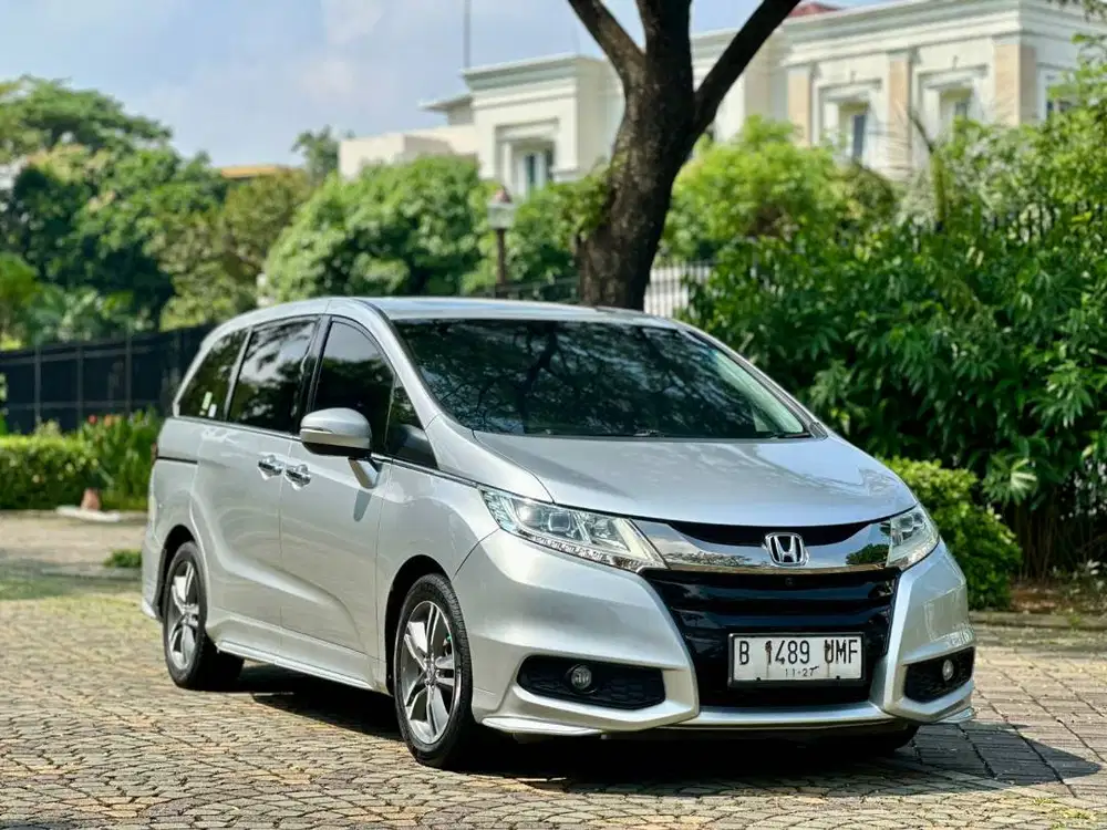 Odyssey 2.4 E CVT 2017 Kondisi Mulus Terawat Siap Pakai