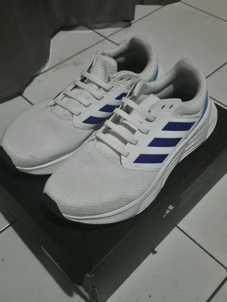Sepatu adidas original