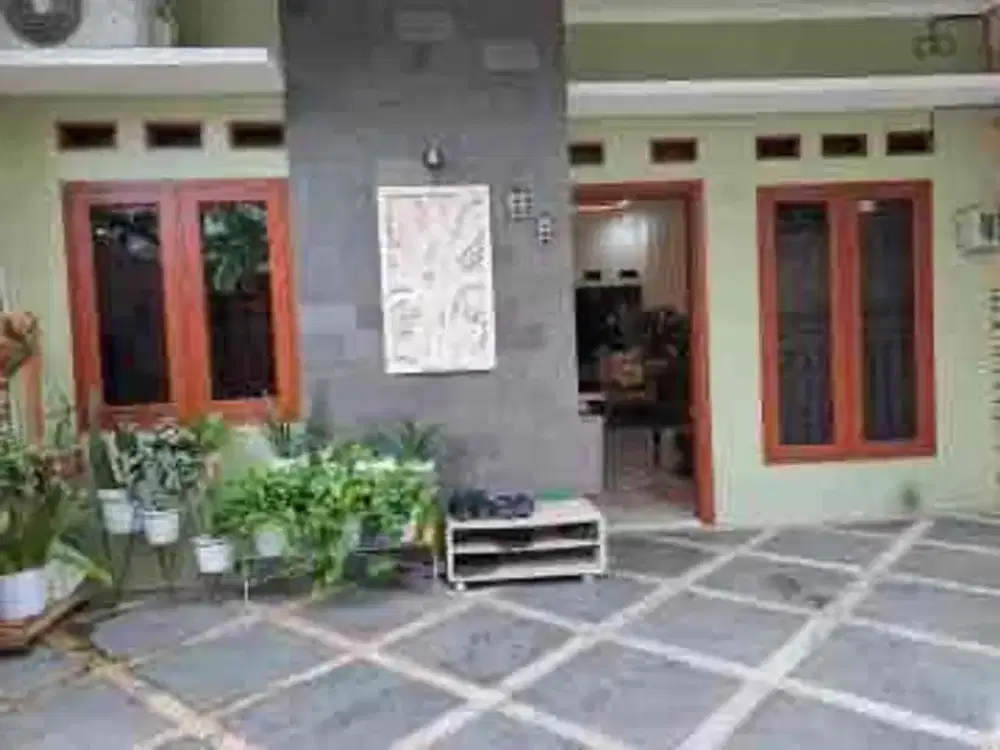strategis di Perumahan Duren Sawit, Jakarta Timur.