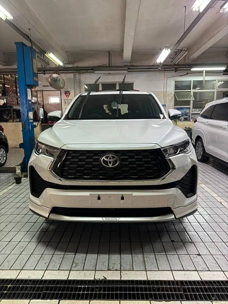 Toyota Zenix V Hybrid Modellista 2026