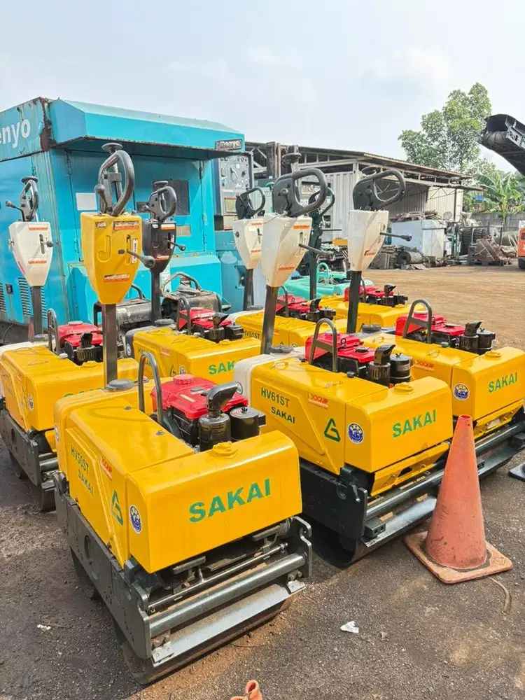 Dijual ! Baby Roller Sakai Kap 1,2 ton . Ex Japan