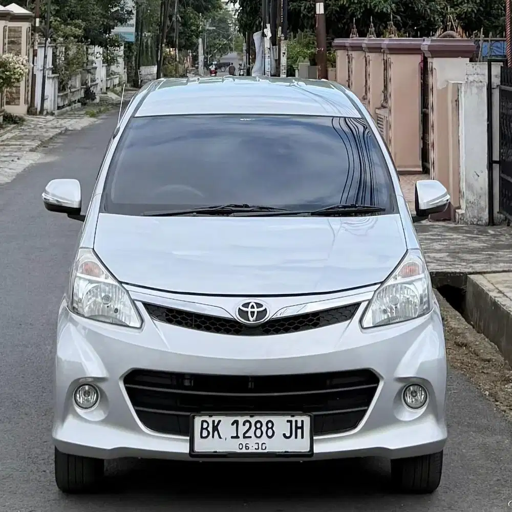 Toyota Avanza Veloz 1.5 Matic 2015