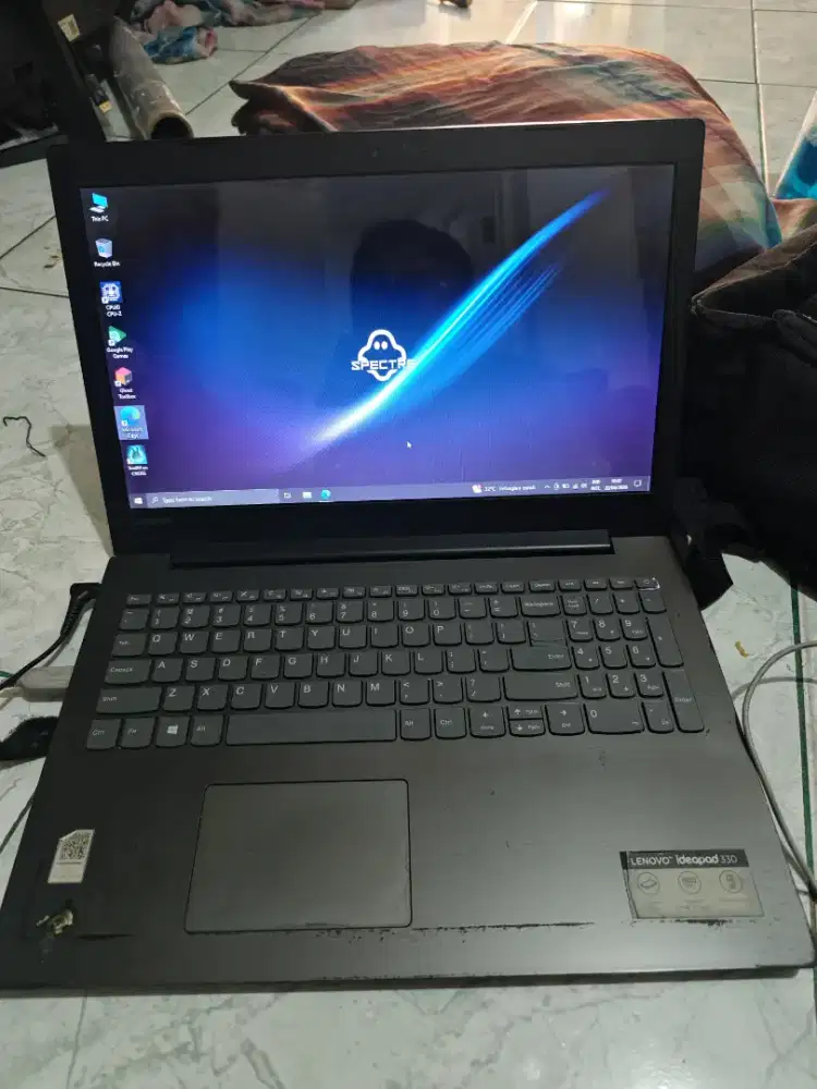 Lenovo Ideapad 330