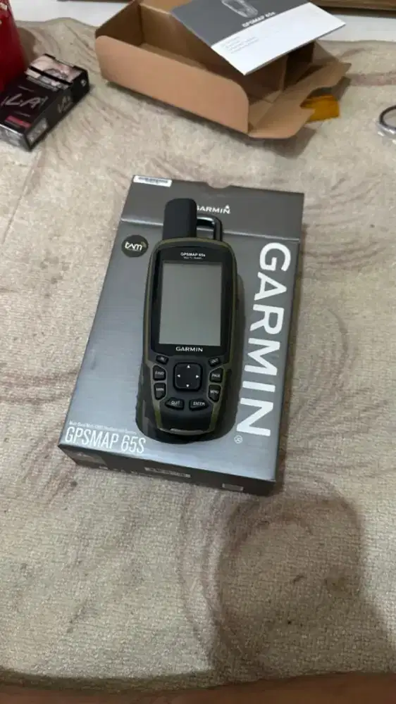 GPS  Garmin 65s