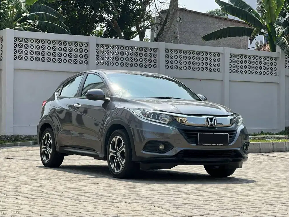 HR-V 1.5 E CVT Facelift 2021 Pajak Panjang Low KM Mulus Terawat