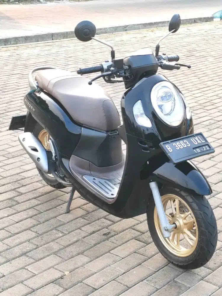 Scoopy Prestige 2021 Keyles Km 25rb