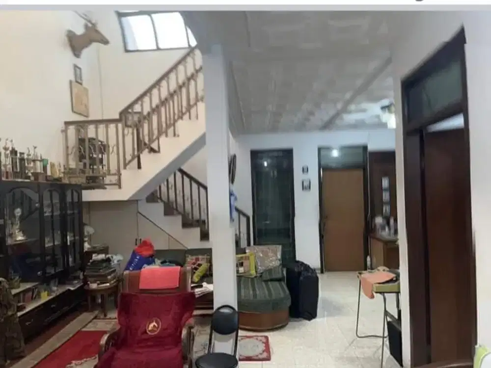Rumah Luas Terawat Di Kembar Sayap BKR Soekarno Hatta Bandung