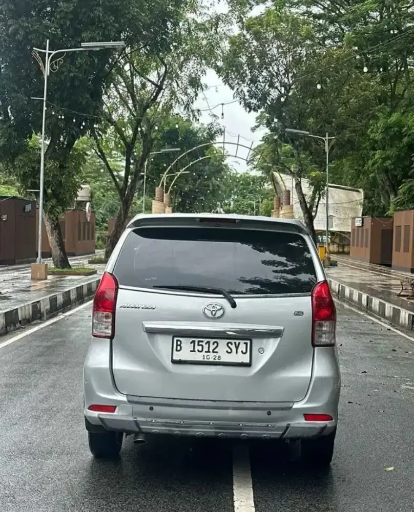 JUAL TOYOTA AVANZA TYPE G MANUAL SURAT LENGKAP HIDUP PAJAK