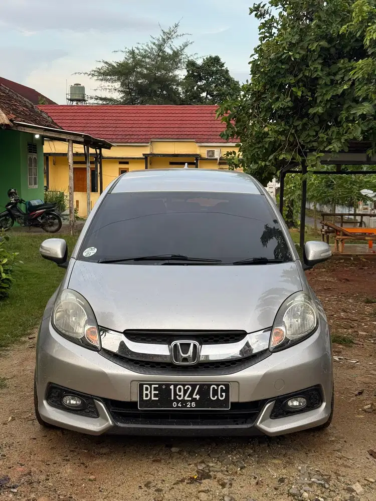 Honda mobilio 2014 E 1.5 ckd manual istimewa jual cepat aja yuk muluss