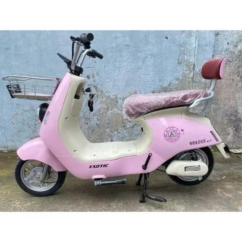 DIJUAL SEPEDA LISTRIK PINK!! KONDISI BARUUUUU