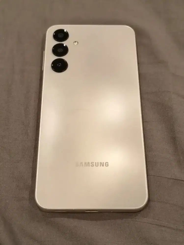 Samsung A16 white 8/256